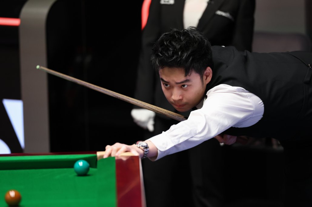 对左投12 对左投12